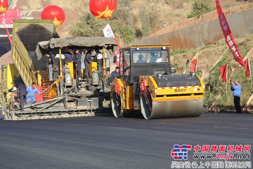  中国路面机械发展趋势探讨